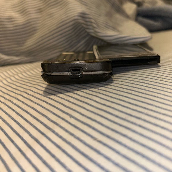 HTC Dream Google G1 (DREA100) 128MB (T-Mobile) Black Android Smartphone (PARTS) - Picture 7 of 8